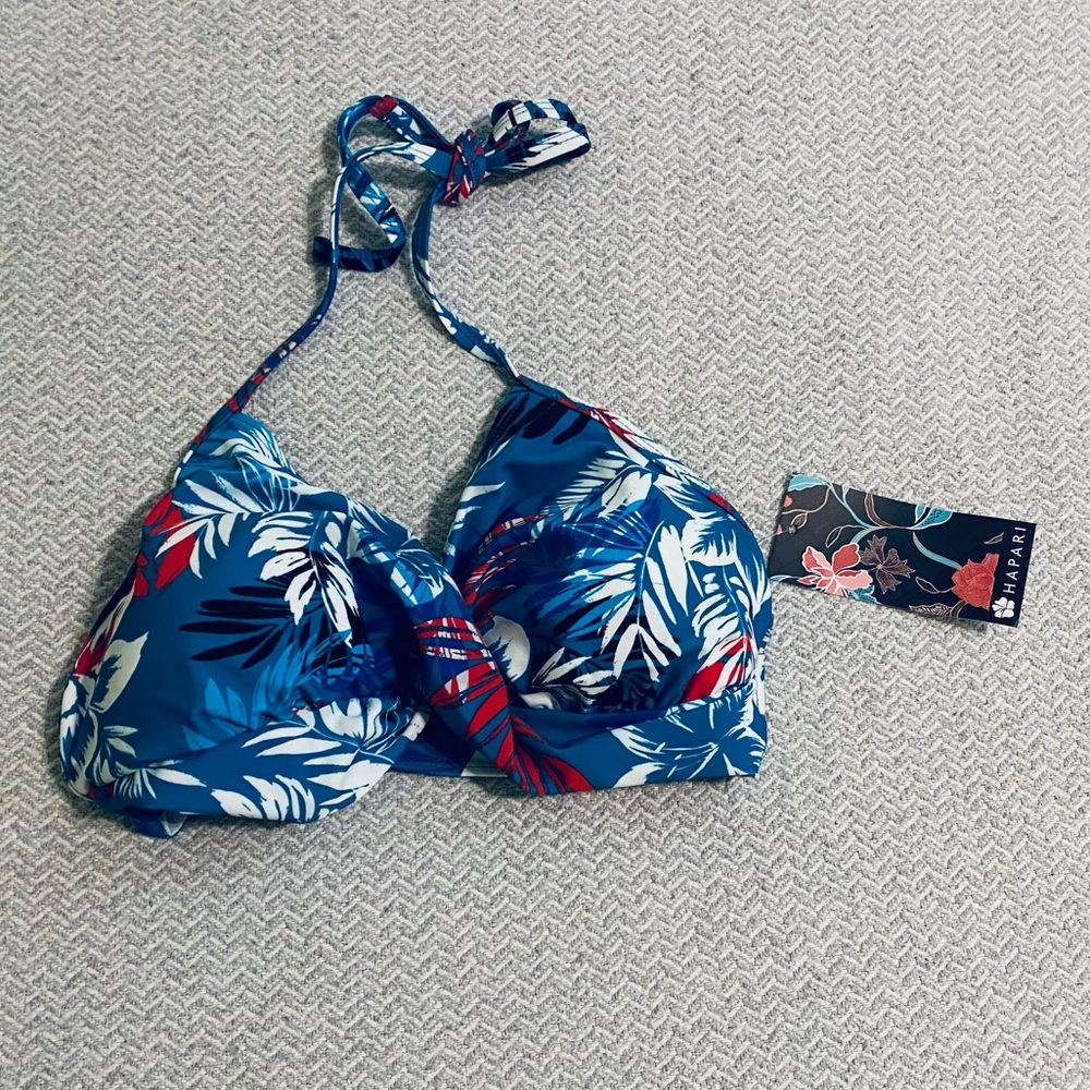 Hapari Lucy Twist Bikini Top